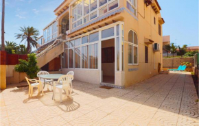 Gorgeous Apartment In Torrevieja With Kitchen